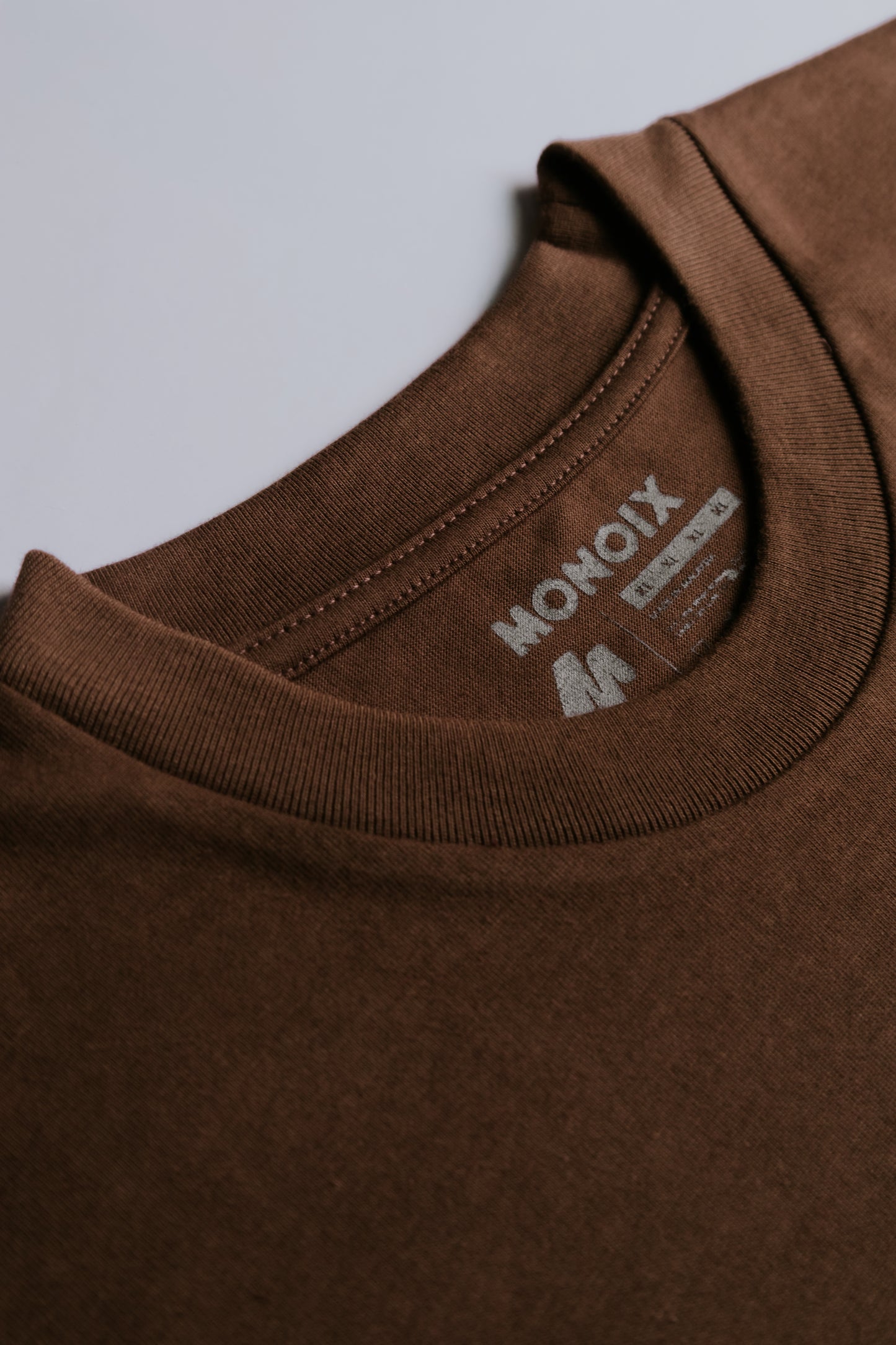 MNX URBAN STANDARD TEE